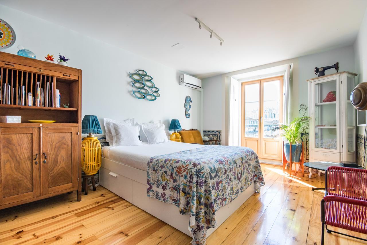 Charming Apartments In The Heart Of Lisbona Esterno foto