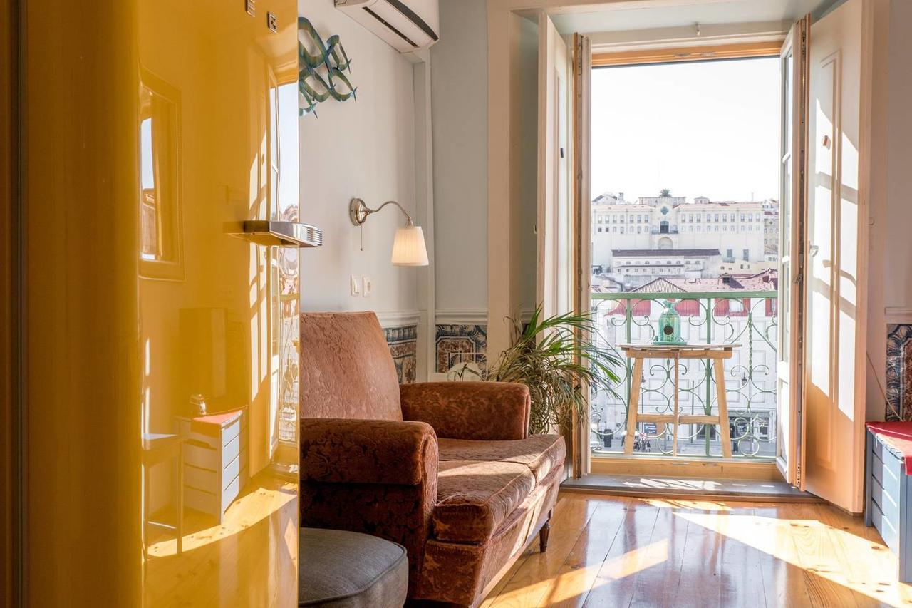 Charming Apartments In The Heart Of Lisbona Esterno foto