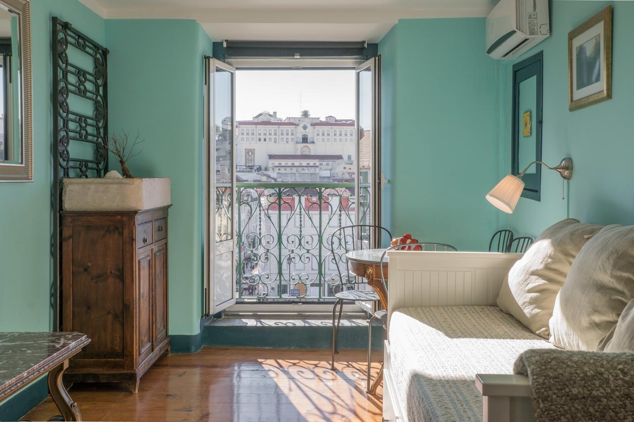 Charming Apartments In The Heart Of Lisbona Esterno foto