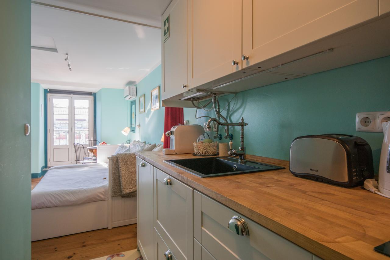 Charming Apartments In The Heart Of Lisbona Esterno foto